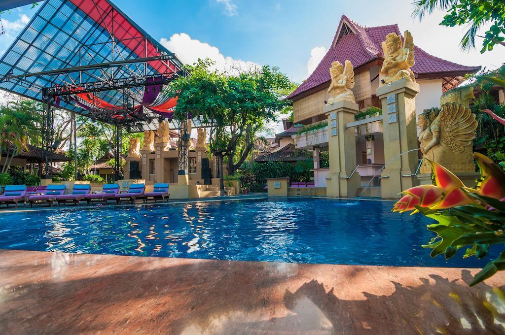 Hotel Bounty Kuta クタ エクステリア 写真