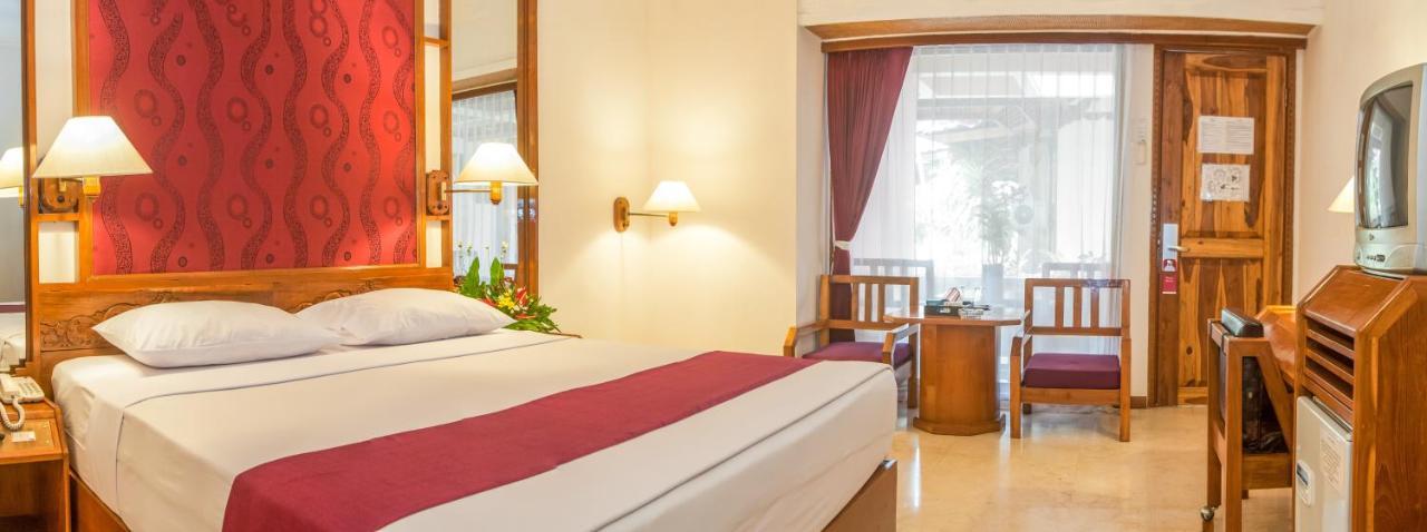 Hotel Bounty Kuta クタ エクステリア 写真