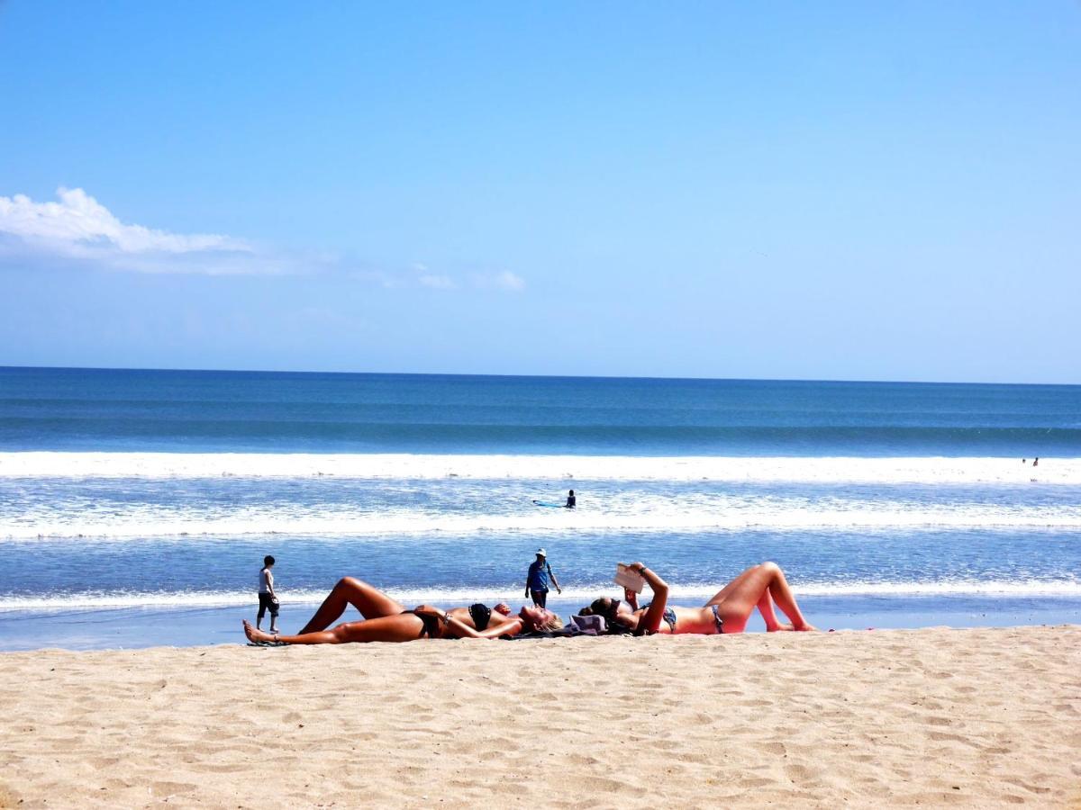 Hotel Bounty Kuta クタ エクステリア 写真